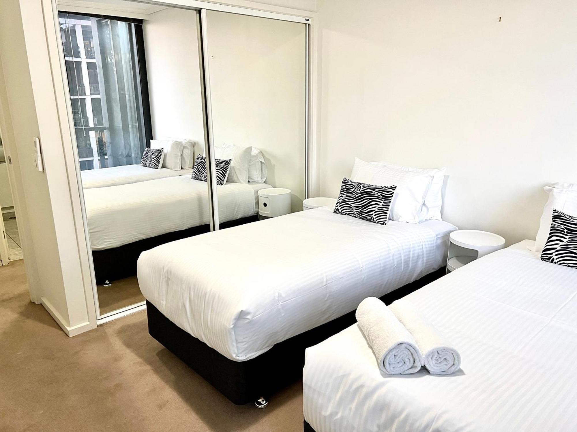 Readyset Apartments At Sentinel Melbourne Exterior foto